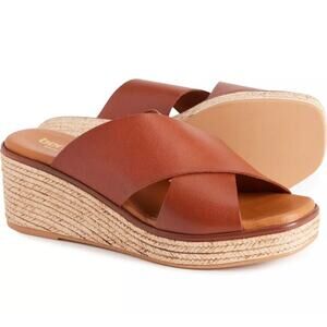 BERTUCHI Women's Cross-Band Wedge Leather Sandals (Size 7.5) Brand New